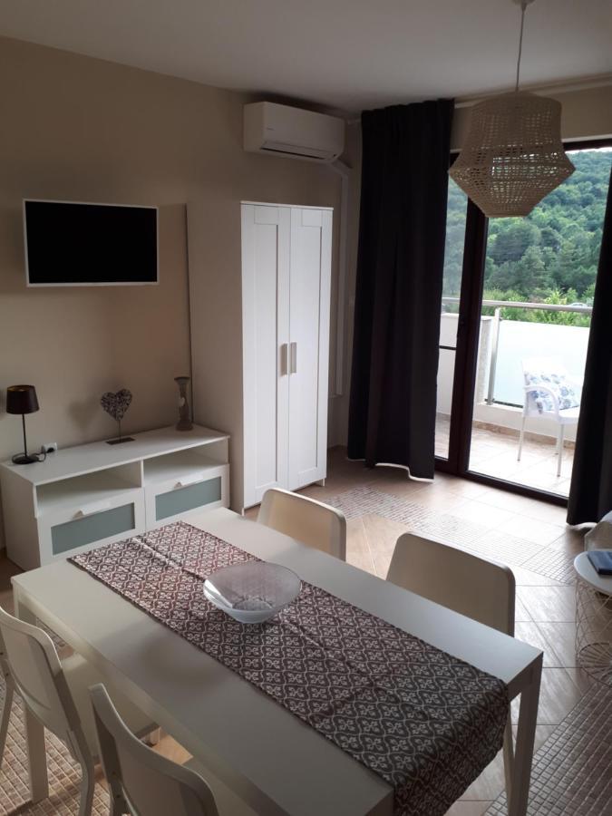 דירות פרימורסקו Casa Angela מראה חיצוני תמונה